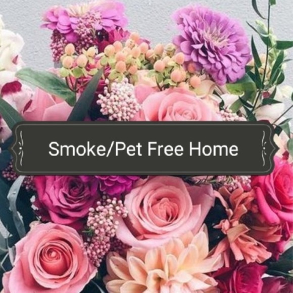 Pets are great but I don't own any & don't smoke😊 - Picture 2 of 2